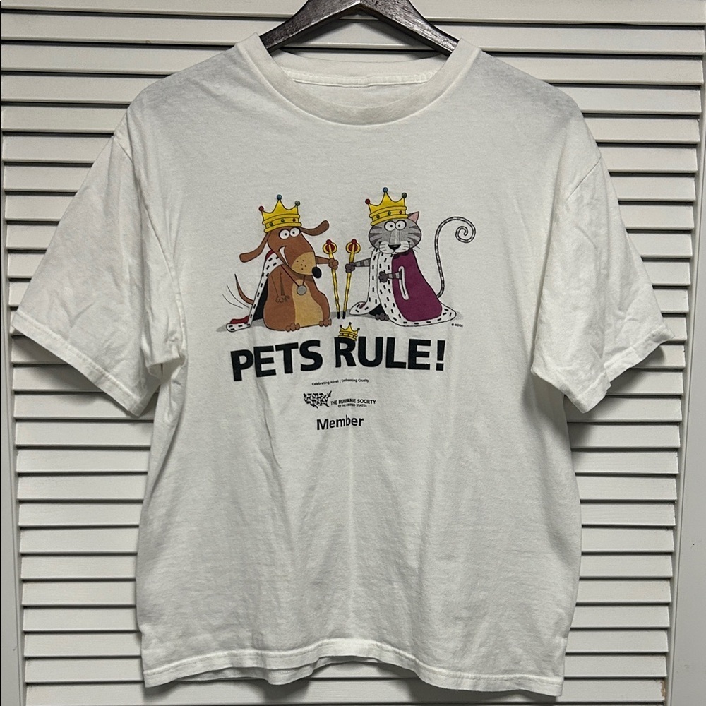 Vintage Humane Society Pets Rule White Graphic Short Sleeve T-Shirt